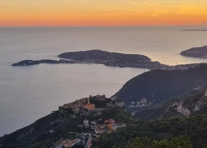2-bedroom With Breathtaking Ocean View Èze
