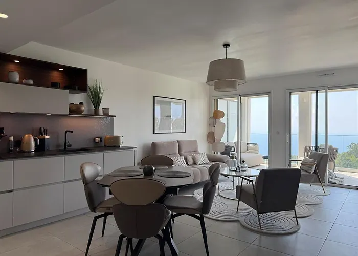 2-bedroom With Breathtaking Ocean View Appartement Èze
