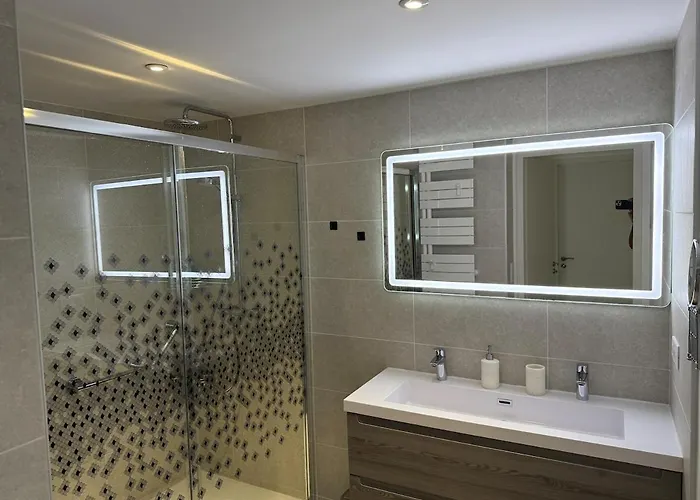 2-bedroom With Breathtaking Ocean View *