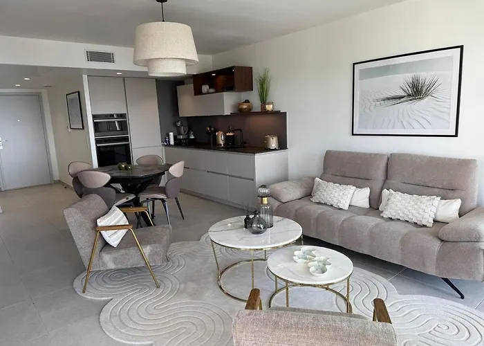 Appartement 2-bedroom With Breathtaking Ocean View *