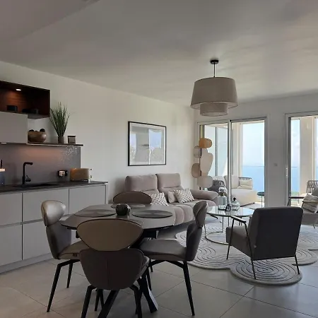 2-bedroom With Breathtaking Ocean View Διαμέρισμα Èze