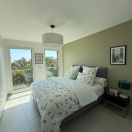 2-bedroom With Breathtaking Ocean View Apartment