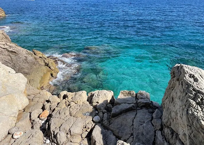 2-bedroom With Breathtaking Ocean View * إز