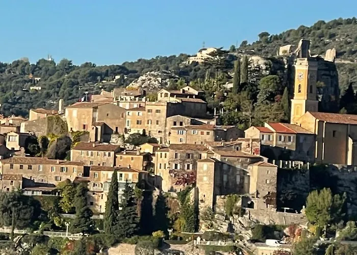 2-bedroom With Breathtaking Ocean View شقة *